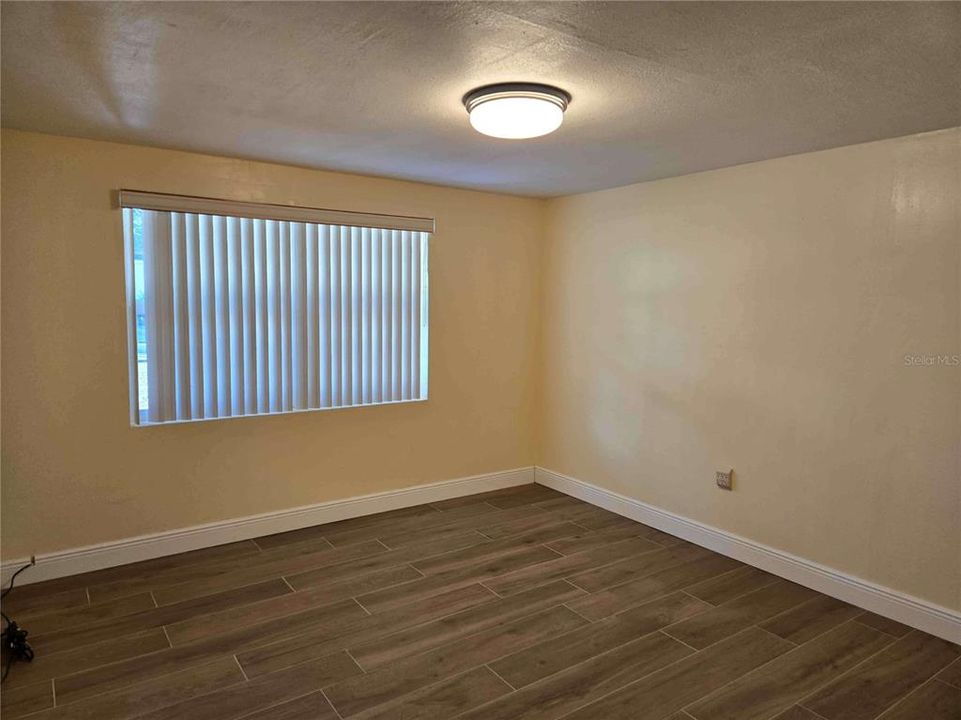 В аренду: $2,195 (4 спален, 3 ванн, 1770 Квадратных фут)