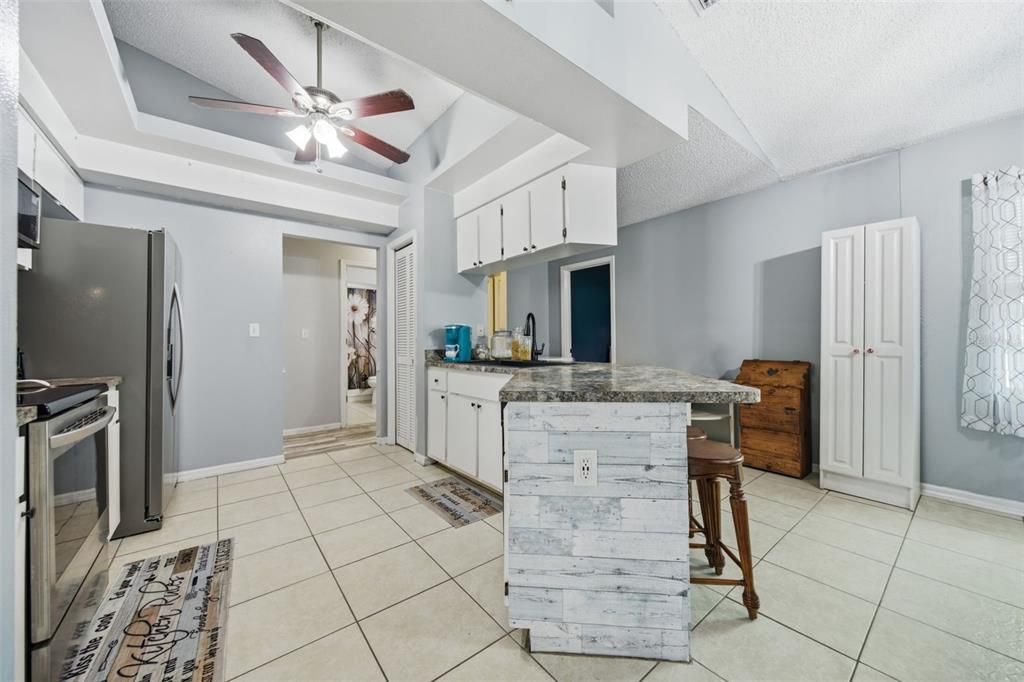 En Venta: $315,000 (3 camas, 2 baños, 1754 Pies cuadrados)
