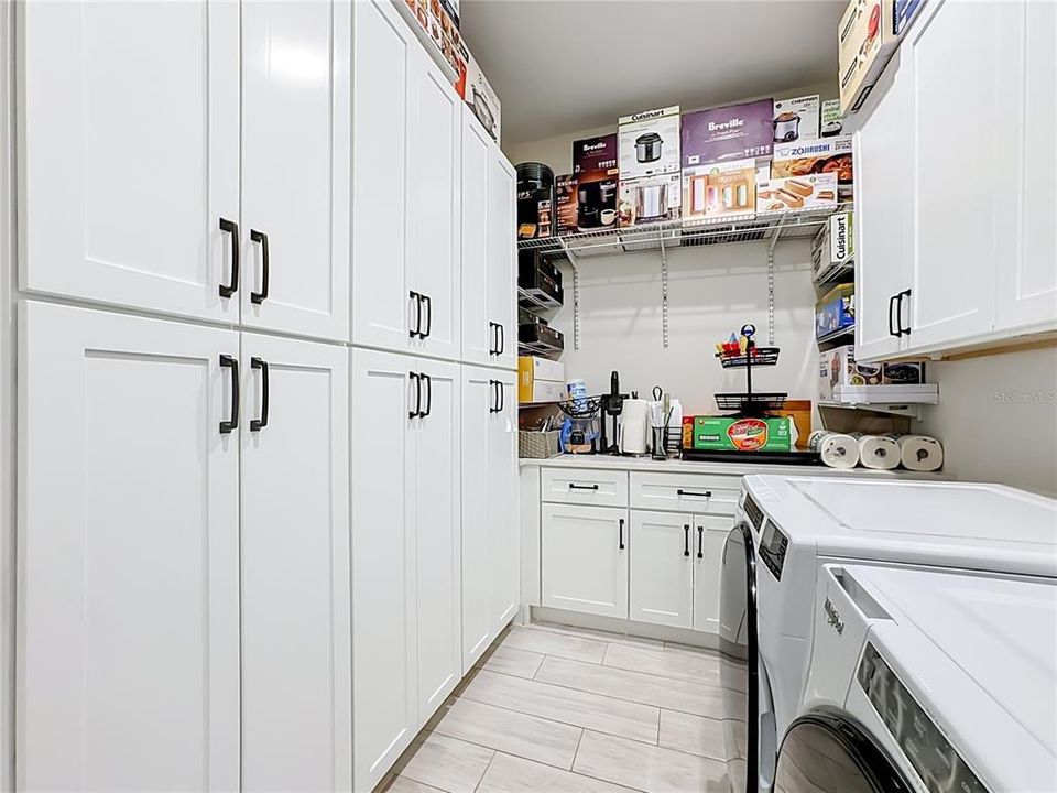 На продажу: $1,150,000 (4 спален, 3 ванн, 2498 Квадратных фут)
