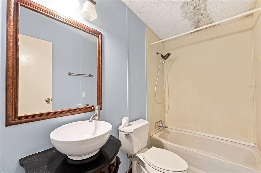 For Sale: $349,900 (3 beds, 2 baths, 1512 Square Feet)