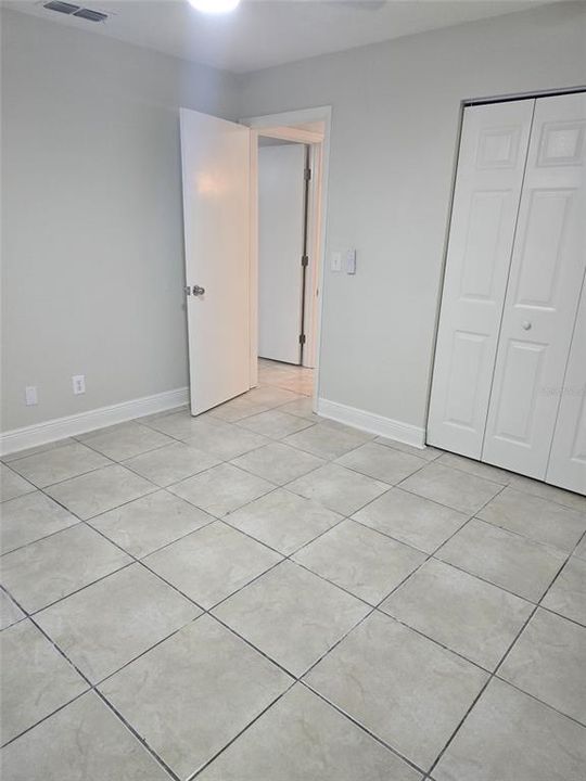 For Rent: $1,400 (2 beds, 1 baths, 3456 Square Feet)