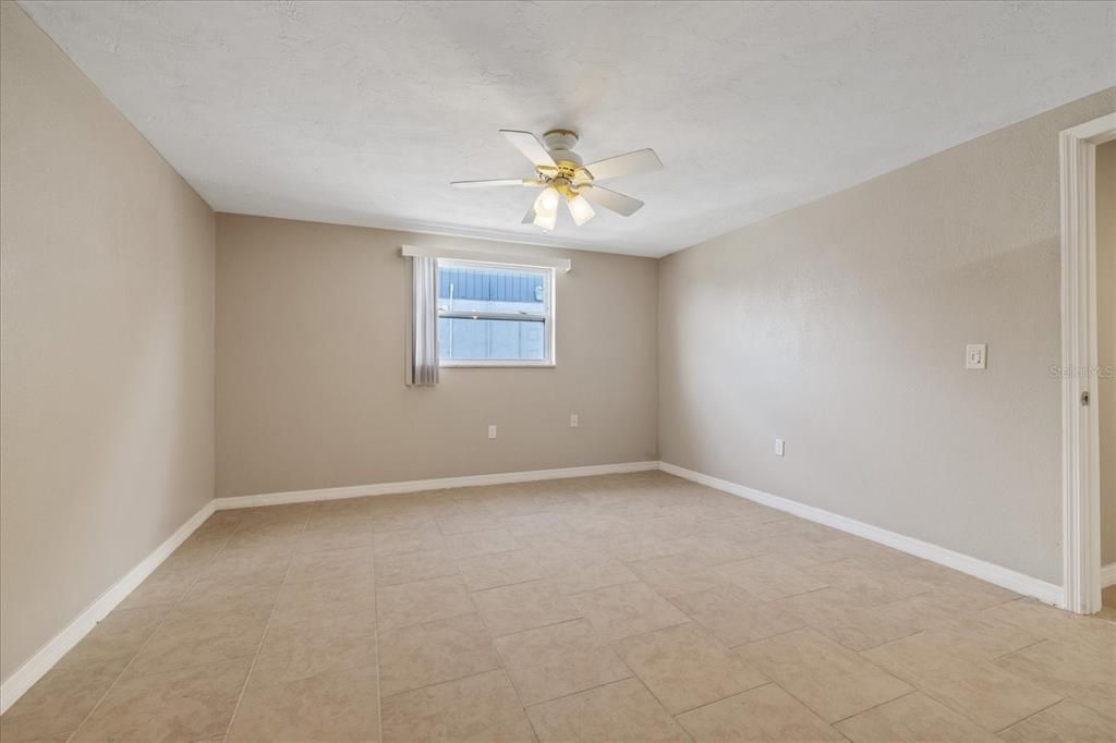 For Sale: $499,000 (3 beds, 2 baths, 1840 Square Feet)