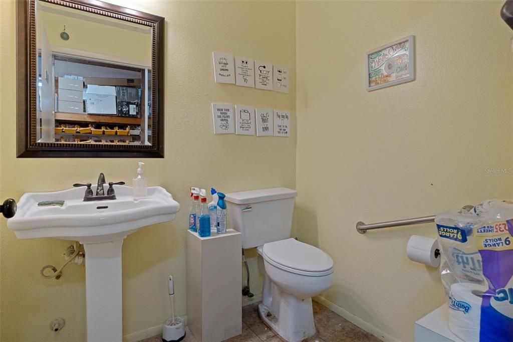 For Sale: $1,200,000 (0 beds, 0 baths, 4516 Square Feet)