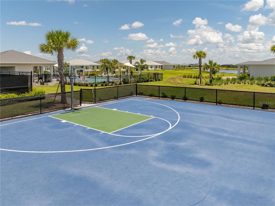 For Sale: $314,900 (3 beds, 2 baths, 1484 Square Feet)