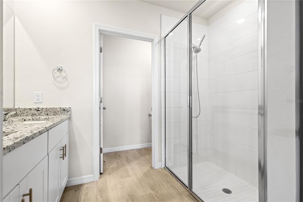 For Sale: $314,900 (3 beds, 2 baths, 1484 Square Feet)