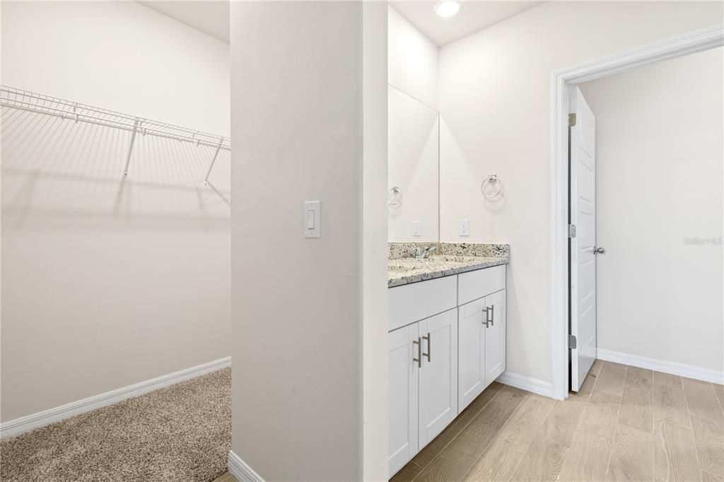 For Sale: $314,900 (3 beds, 2 baths, 1484 Square Feet)