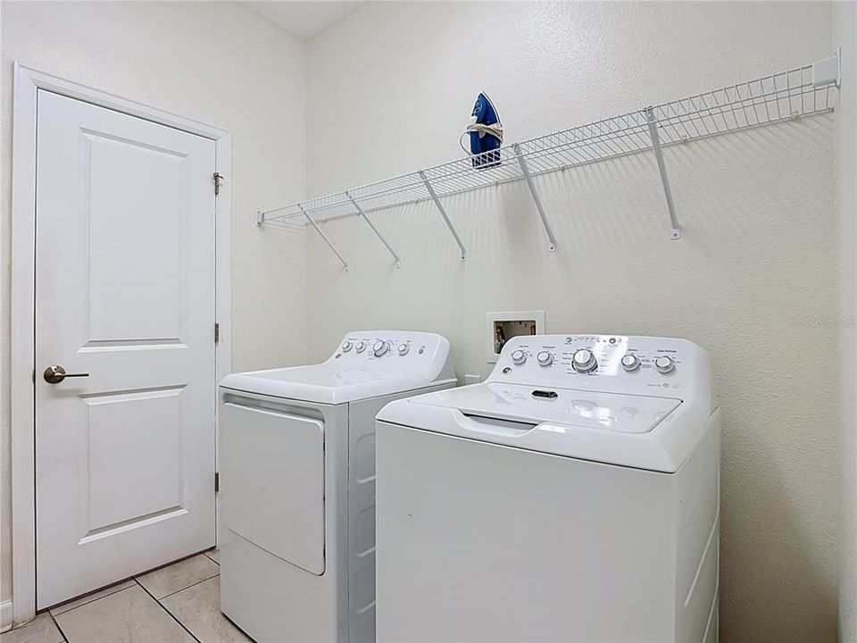 En Venta: $680,000 (5 camas, 5 baños, 3292 Pies cuadrados)