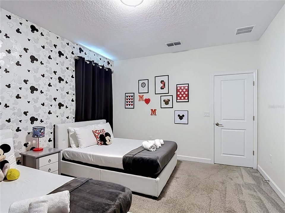 En Venta: $680,000 (5 camas, 5 baños, 3292 Pies cuadrados)