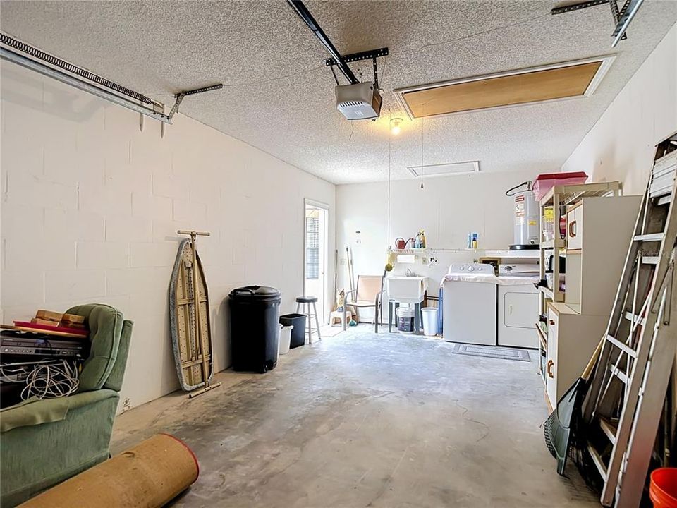 En Venta: $179,900 (2 camas, 2 baños, 907 Pies cuadrados)