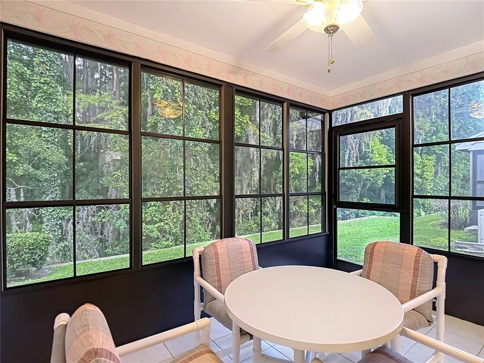 En Venta: $179,900 (2 camas, 2 baños, 907 Pies cuadrados)