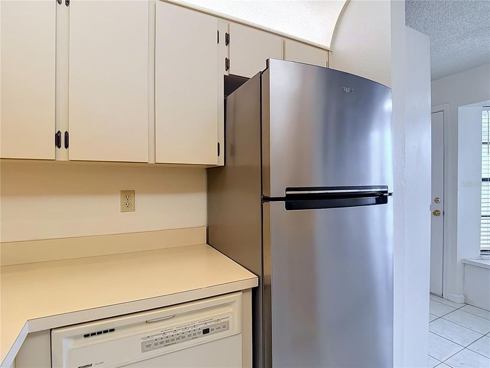 En Venta: $179,900 (2 camas, 2 baños, 907 Pies cuadrados)