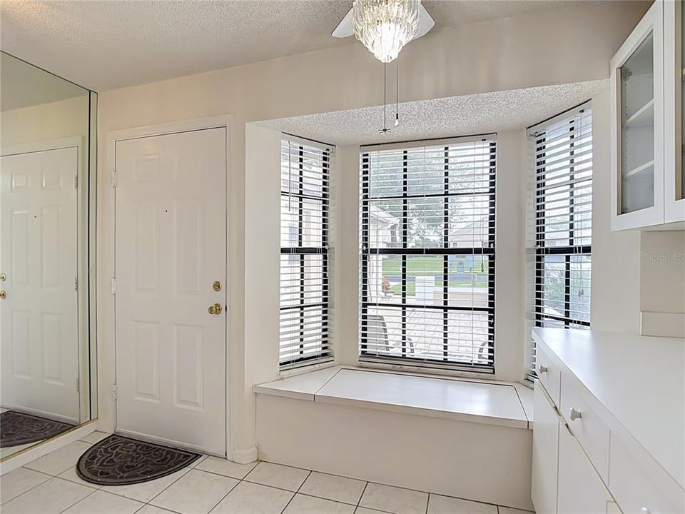 En Venta: $179,900 (2 camas, 2 baños, 907 Pies cuadrados)