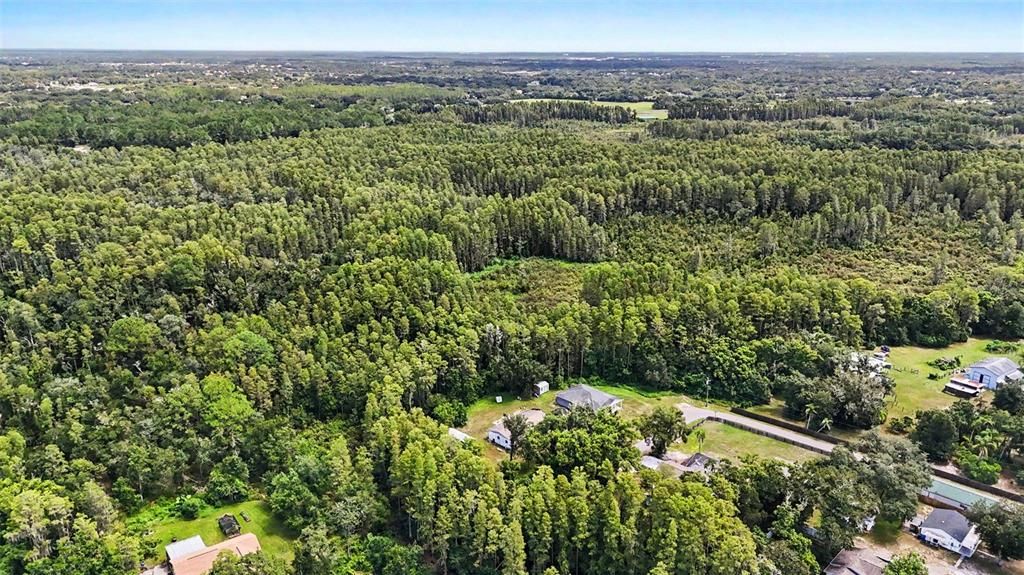 待售: $100,000 (0.57 acres)