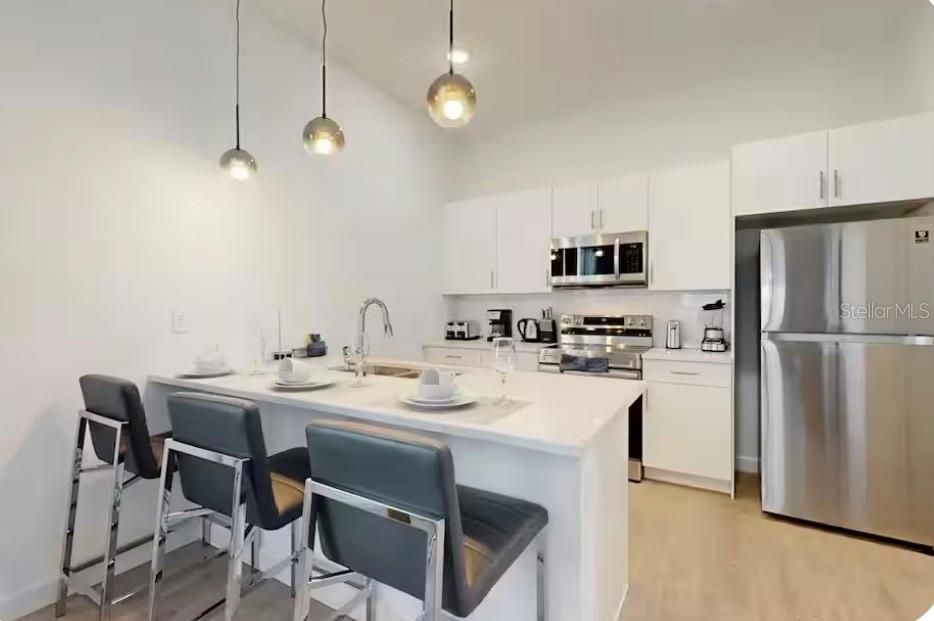 En Renta: $3,500 (5 camas, 4 baños, 2048 Pies cuadrados)