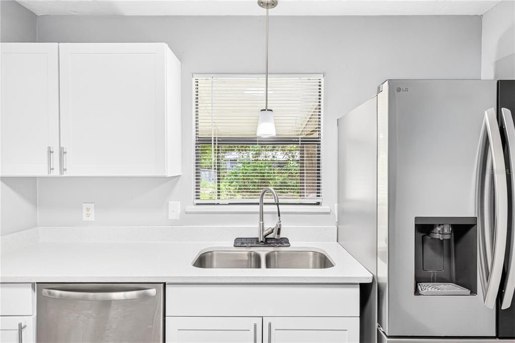 En Venta: $295,000 (3 camas, 2 baños, 1344 Pies cuadrados)