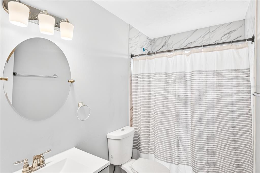 En Venta: $295,000 (3 camas, 2 baños, 1344 Pies cuadrados)