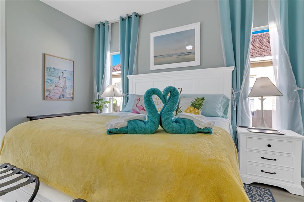 For Sale: $437,000 (4 beds, 3 baths, 1895 Square Feet)