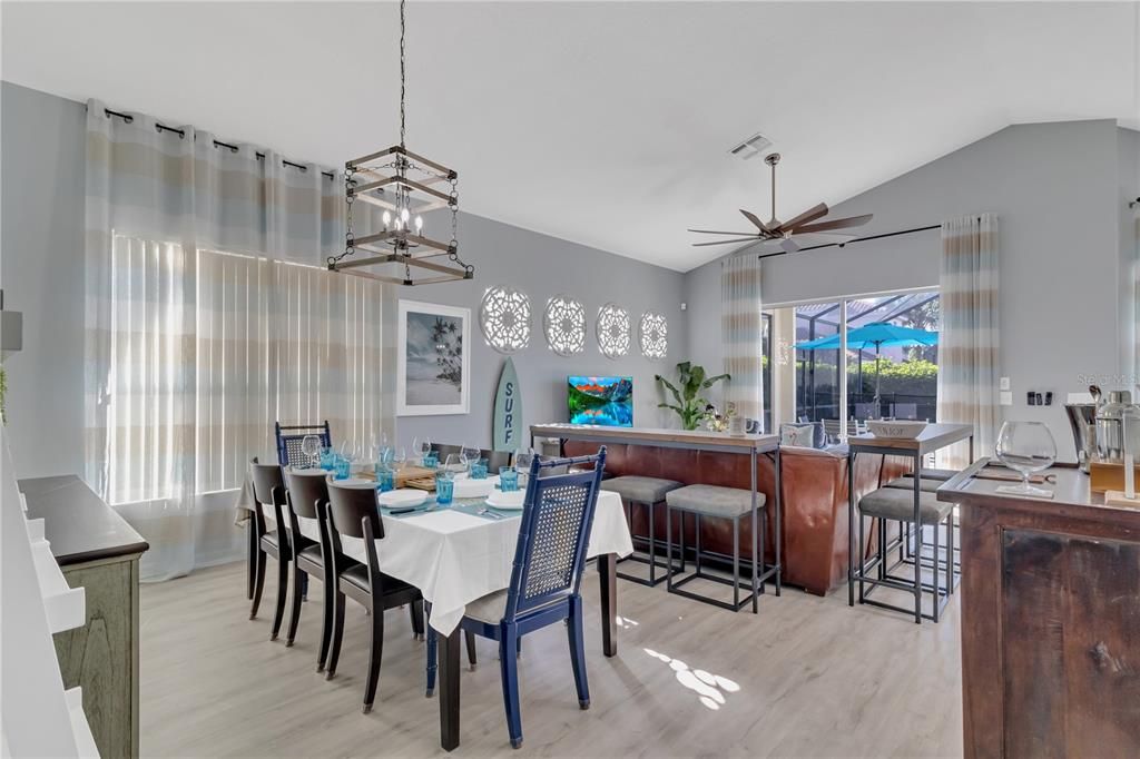 For Sale: $437,000 (4 beds, 3 baths, 1895 Square Feet)