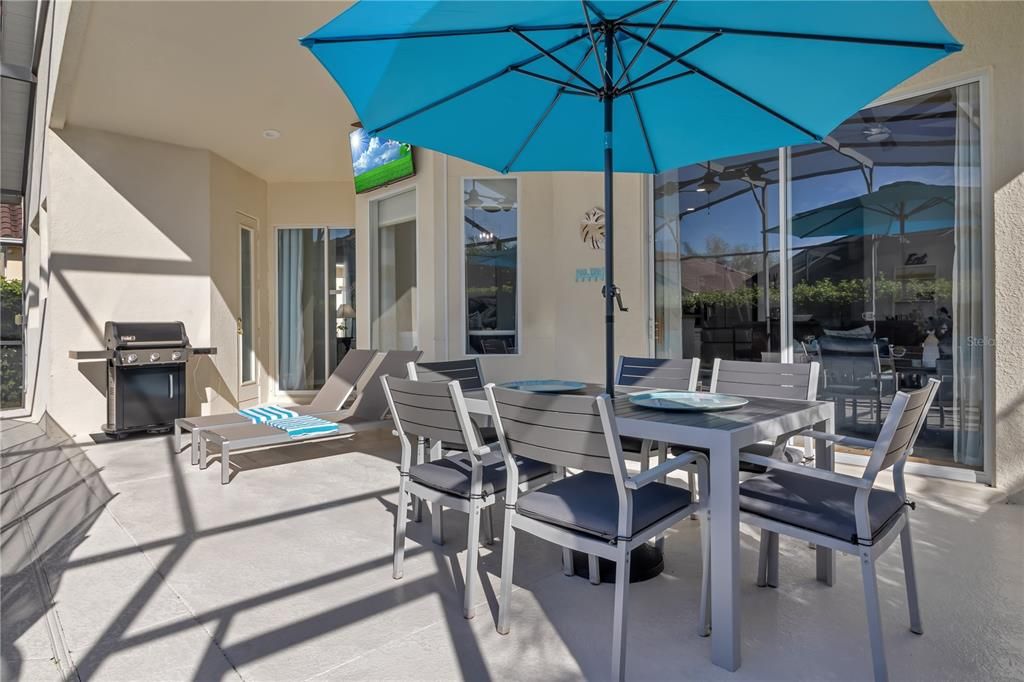 For Sale: $437,000 (4 beds, 3 baths, 1895 Square Feet)