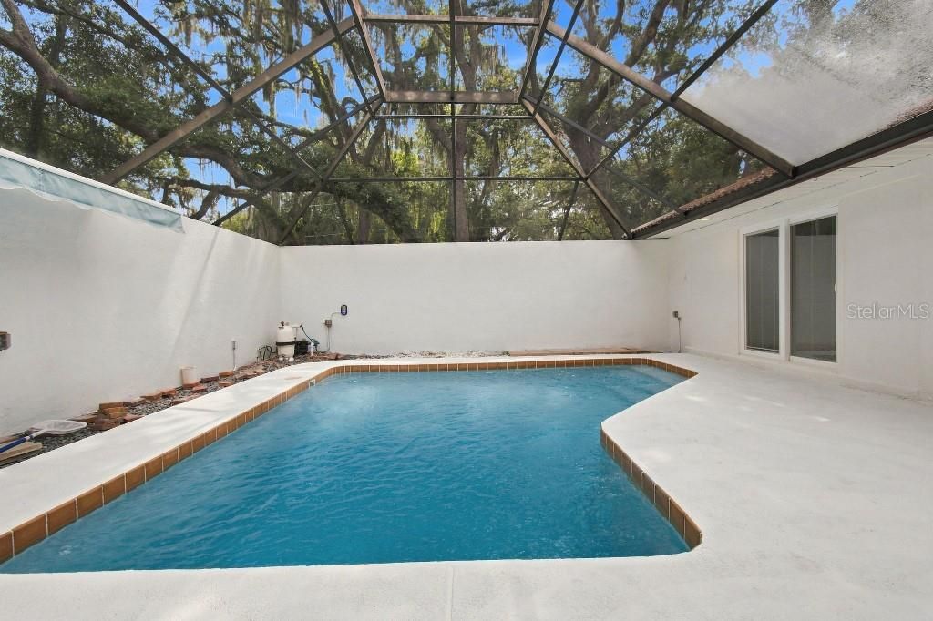 En Venta: $257,000 (3 camas, 2 baños, 1390 Pies cuadrados)