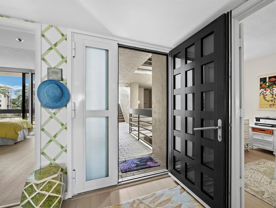 En Venta: $1,099,000 (3 camas, 2 baños, 1819 Pies cuadrados)
