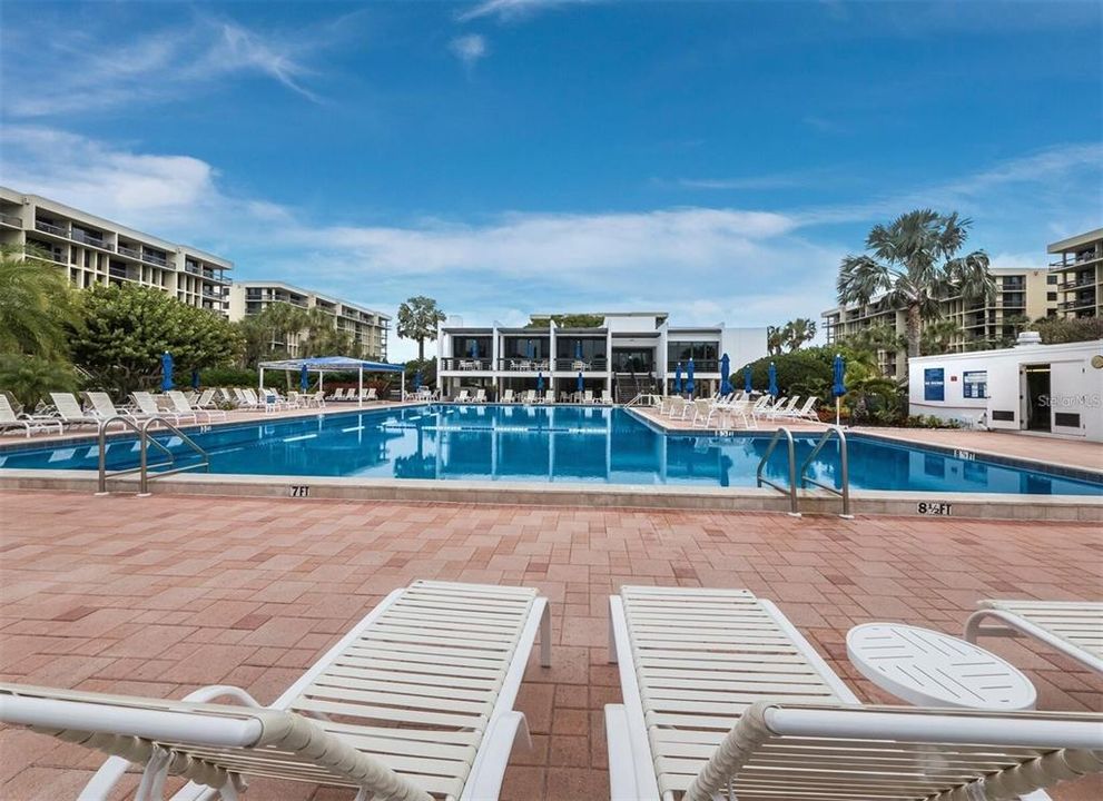 En Venta: $1,099,000 (3 camas, 2 baños, 1819 Pies cuadrados)