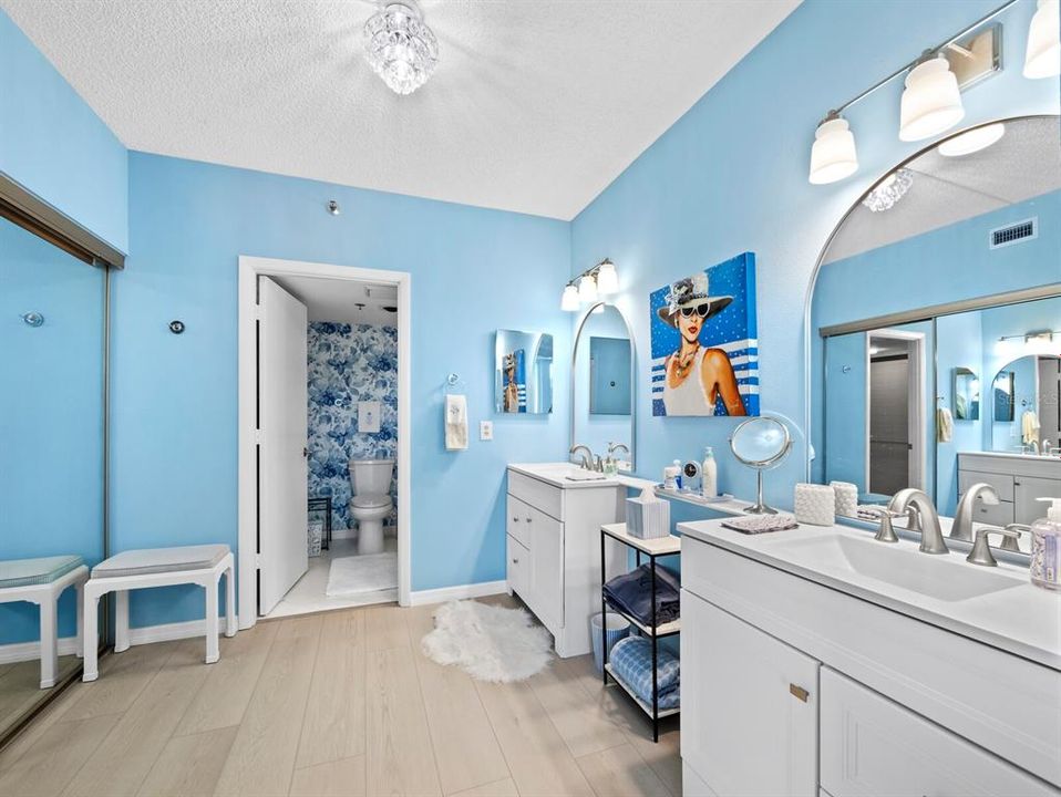 En Venta: $1,099,000 (3 camas, 2 baños, 1819 Pies cuadrados)