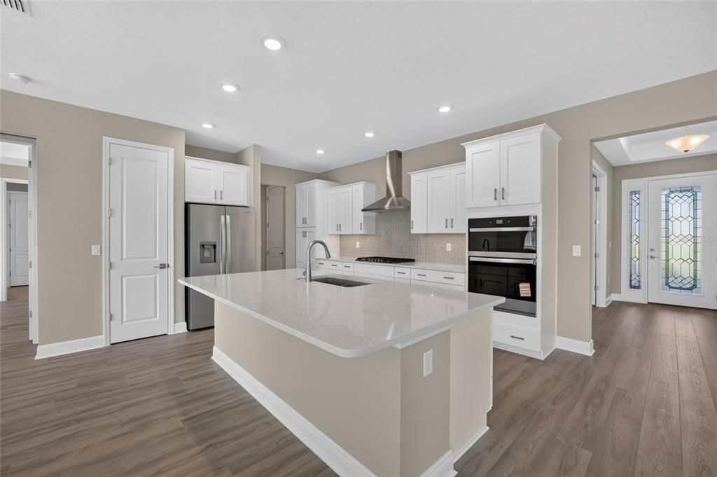 For Sale: $538,635 (2 beds, 2 baths, 2145 Square Feet)