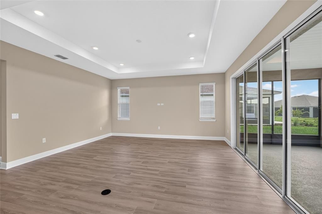 For Sale: $538,635 (2 beds, 2 baths, 2145 Square Feet)