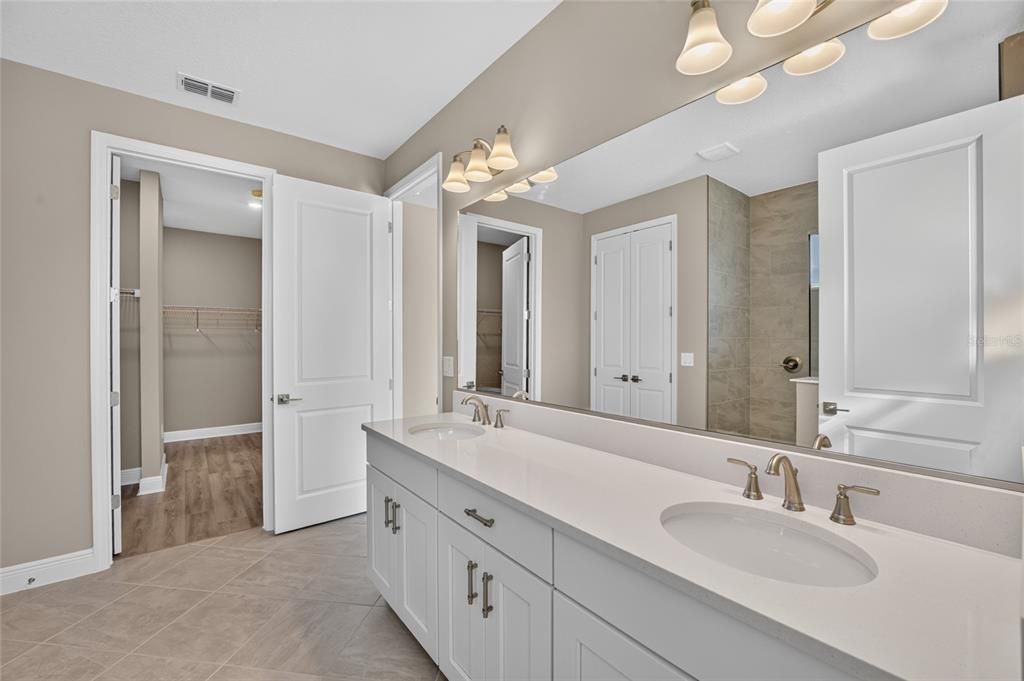 For Sale: $538,635 (2 beds, 2 baths, 2145 Square Feet)