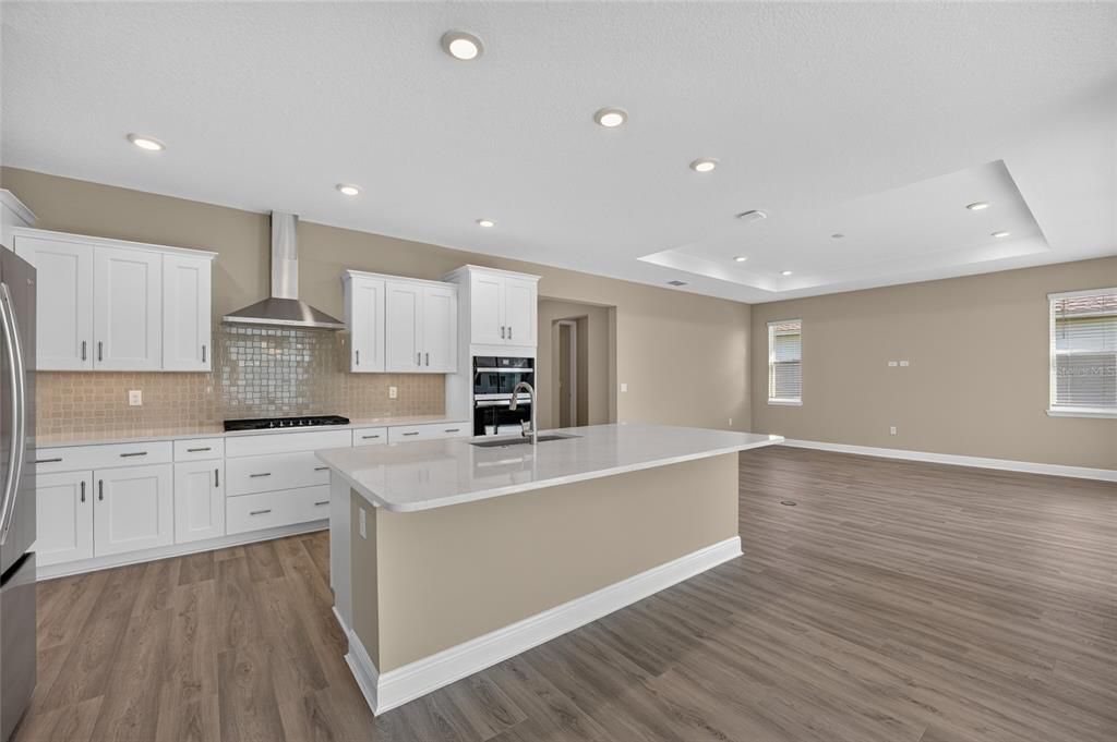 For Sale: $538,635 (2 beds, 2 baths, 2145 Square Feet)