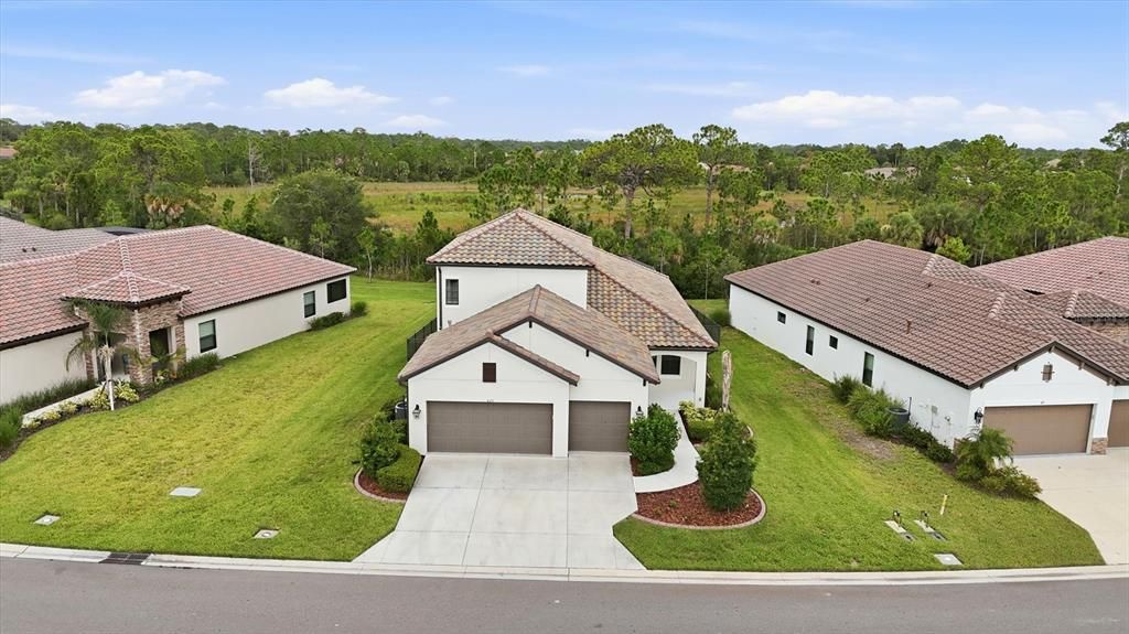 For Sale: $825,000 (4 beds, 3 baths, 2666 Square Feet)