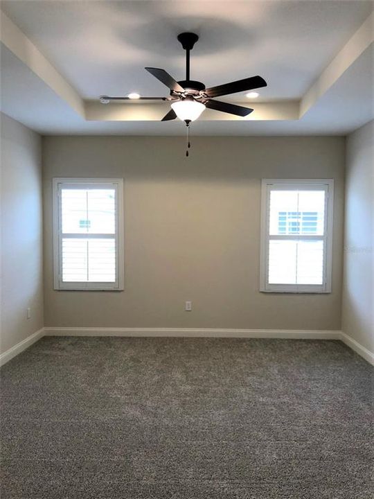 For Rent: $3,495 (5 beds, 3 baths, 2536 Square Feet)