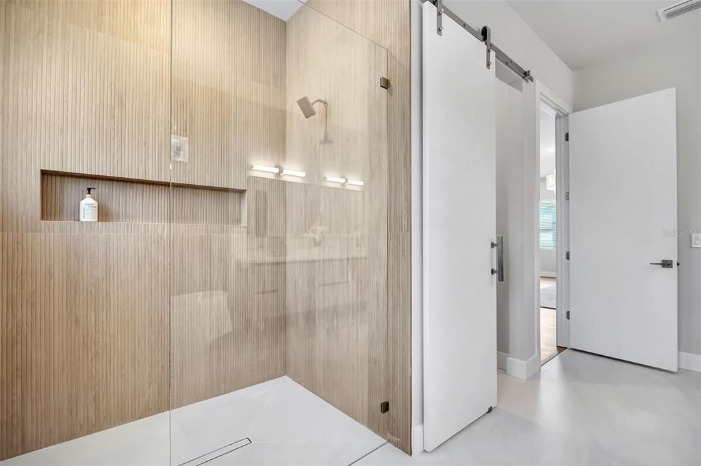 En Venta: $1,595,000 (4 camas, 5 baños, 3719 Pies cuadrados)