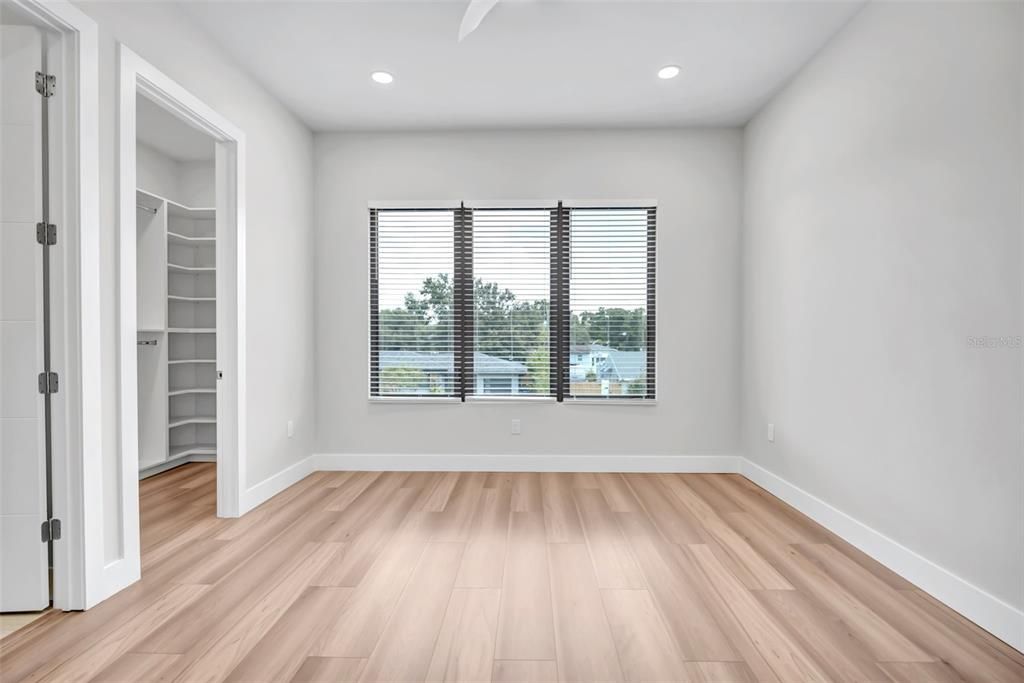 En Venta: $1,595,000 (4 camas, 5 baños, 3719 Pies cuadrados)