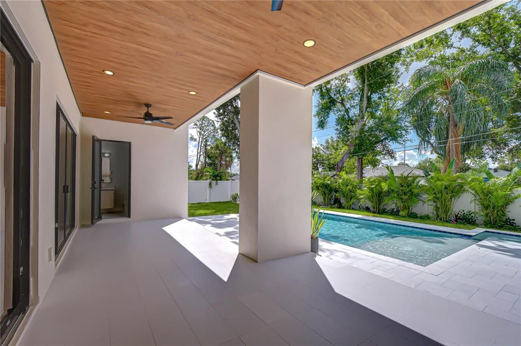 En Venta: $1,595,000 (4 camas, 5 baños, 3719 Pies cuadrados)