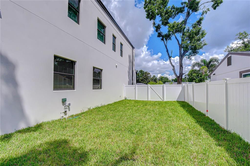 En Venta: $1,595,000 (4 camas, 5 baños, 3719 Pies cuadrados)