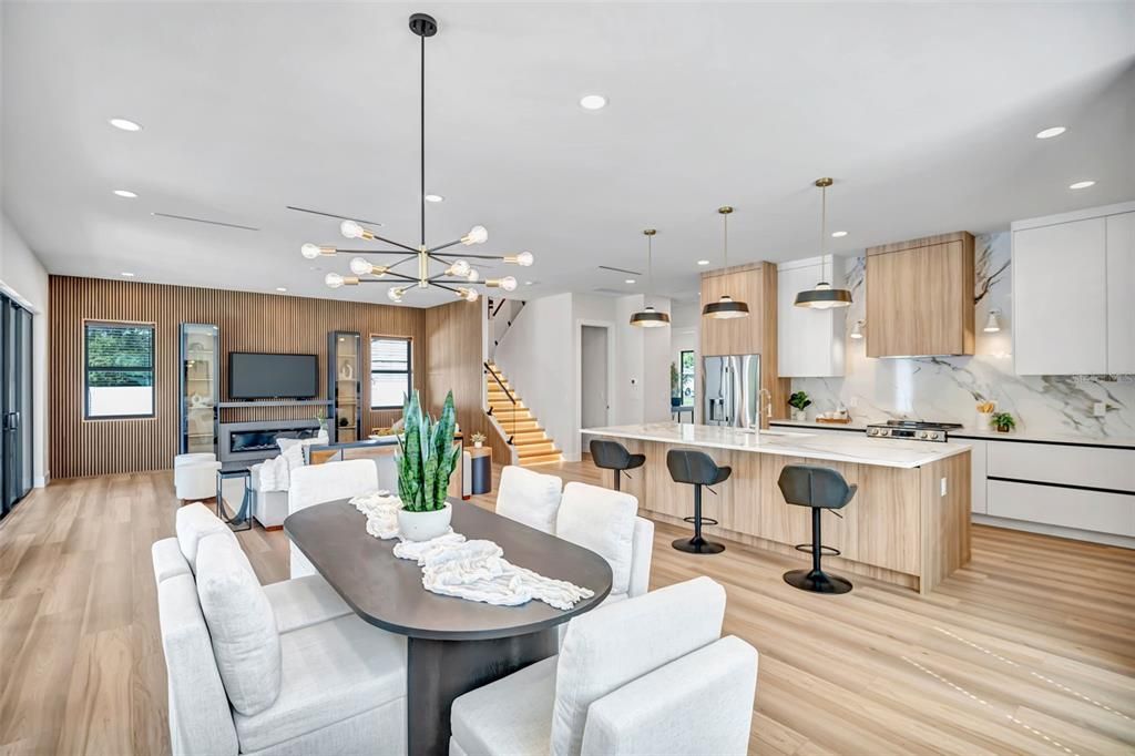 En Venta: $1,595,000 (4 camas, 5 baños, 3719 Pies cuadrados)