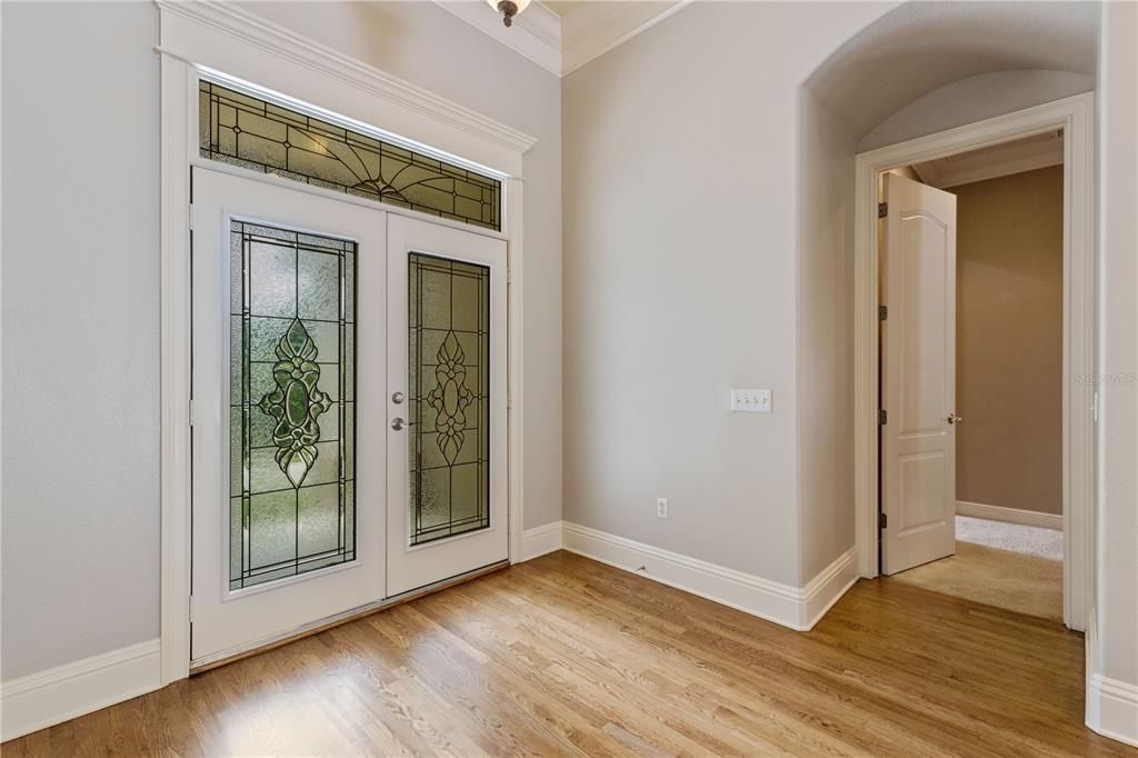 For Rent: $4,400 (5 beds, 4 baths, 3627 Square Feet)