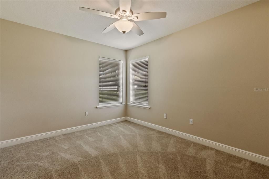 For Rent: $4,400 (5 beds, 4 baths, 3627 Square Feet)