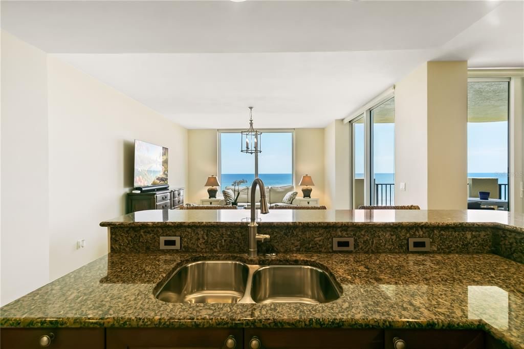 For Sale: $1,249,000 (2 beds, 2 baths, 2340 Square Feet)