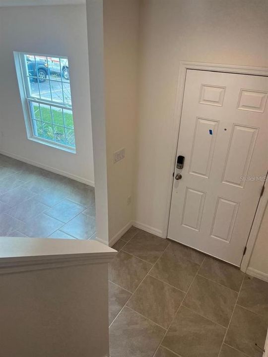 出租: $2,050 (3 贝兹, 2 浴室, 2120 平方英尺)