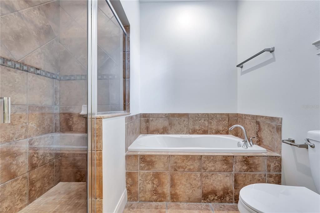 En Venta: $539,500 (3 camas, 2 baños, 1819 Pies cuadrados)