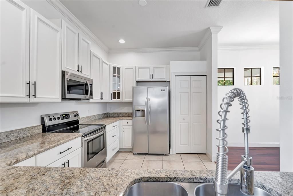 En Venta: $539,500 (3 camas, 2 baños, 1819 Pies cuadrados)