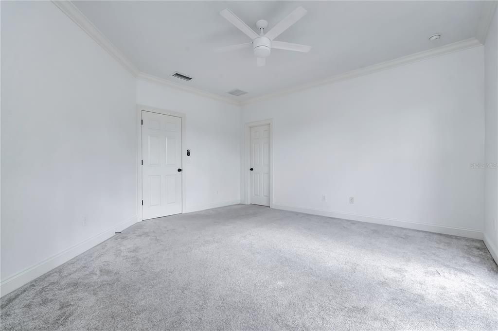 En Venta: $539,500 (3 camas, 2 baños, 1819 Pies cuadrados)