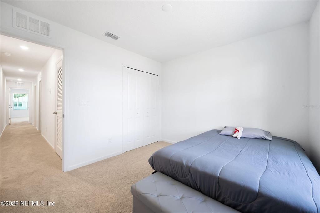 For Sale: $245,000 (3 beds, 2 baths, 1558 Square Feet)