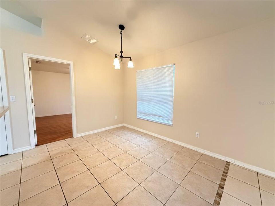 For Rent: $2,275 (3 beds, 2 baths, 1742 Square Feet)