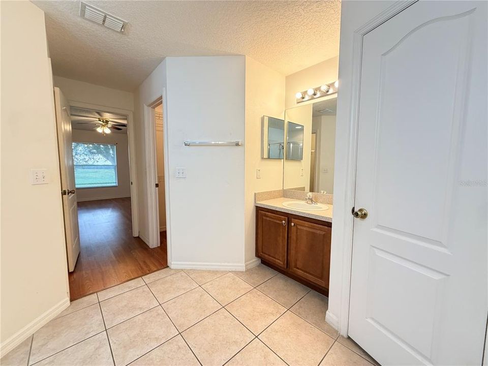 For Rent: $2,275 (3 beds, 2 baths, 1742 Square Feet)