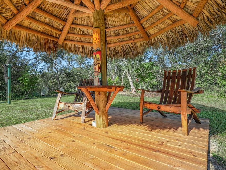 For Sale: $800,000 (3 beds, 3 baths, 2264 Square Feet)