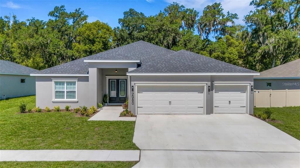 For Rent: $3,795 (5 beds, 3 baths, 2956 Square Feet)